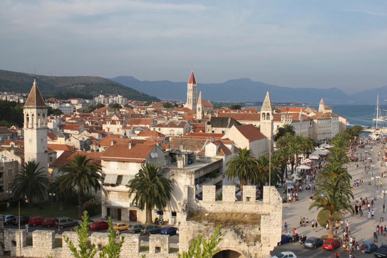 Apartment Planikovica Trogir Eksteriør bilde