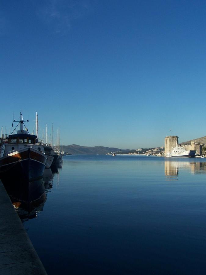 Apartment Planikovica Trogir Eksteriør bilde