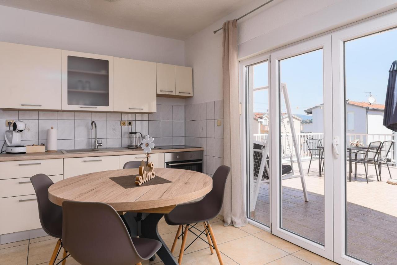 Apartment Planikovica Trogir Eksteriør bilde