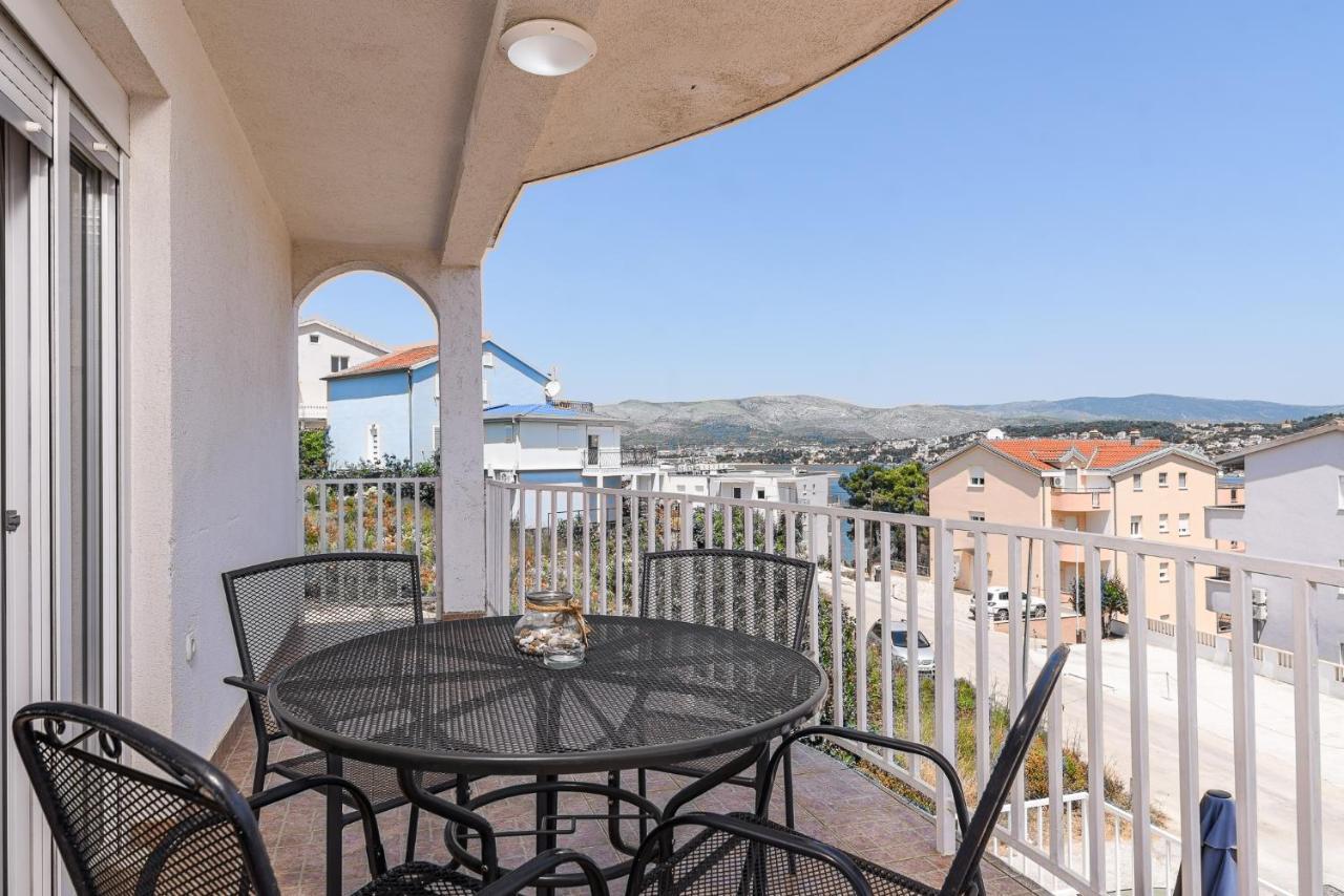 Apartment Planikovica Trogir Eksteriør bilde